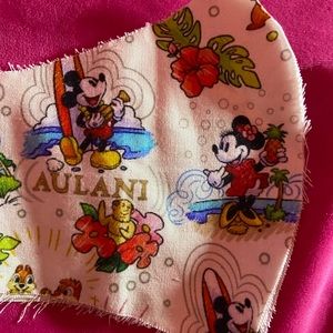 Aulani Disney Hawaii face mask olson Mickey and Minnie Mouse